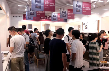 南鴻周年慶強(qiáng)勢來襲！場面火爆，你在哪里？